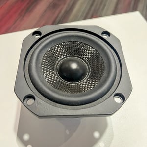 4 Inch (102 mm) 8 Ohm, Carbon Fiber Midbass Woofer